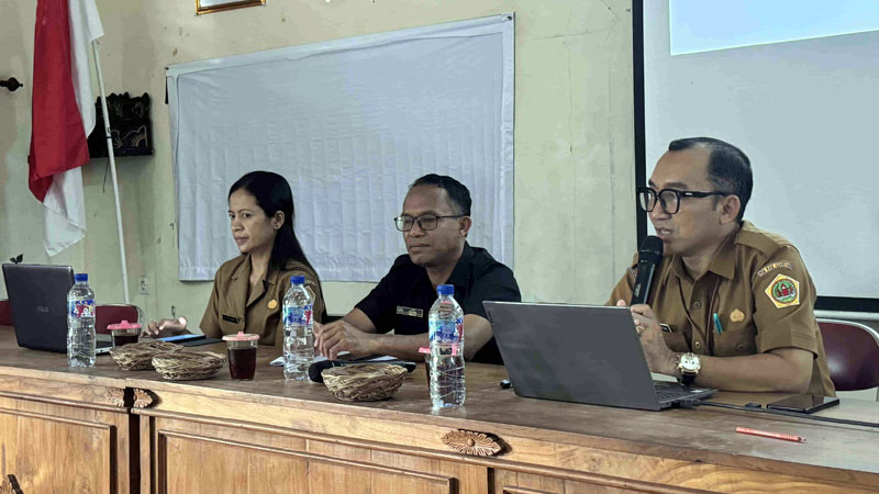 PROYEK JALAN PERTANIAN DI BANJAR PUAKAN TARO GIANYAR 2019